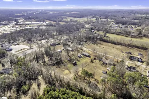 108 Colonial Dr, Pelzer, SC 29669 photo 28