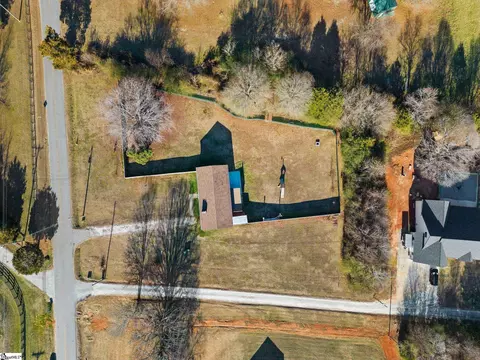 703 Circle Rd, Greer, SC 29651 photo 34