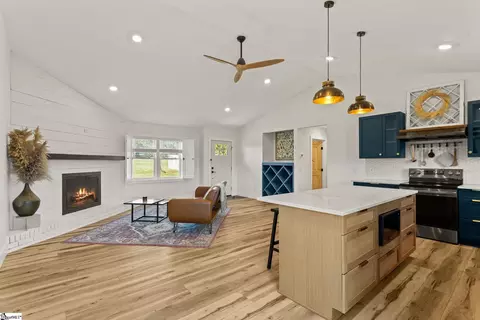 703 Circle Rd, Greer, SC 29651 photo 11