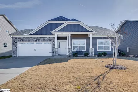111 Solstice St, Fountain Inn, SC 29644