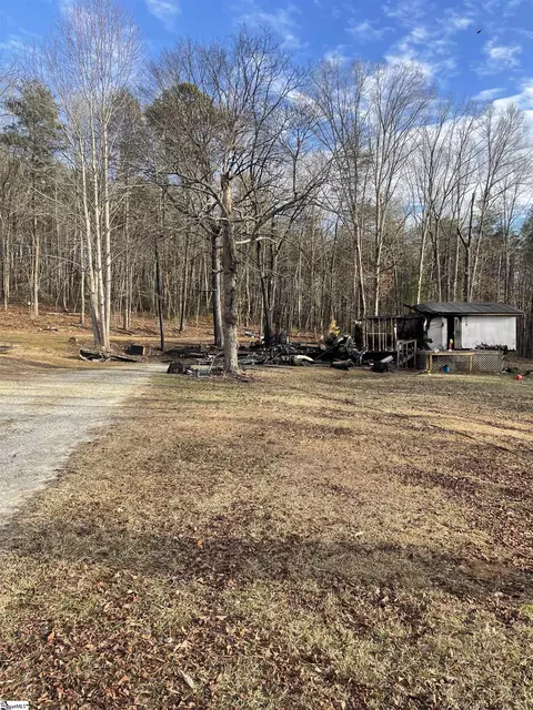 40 Skyview Dr, Travelers Rest, SC 29690