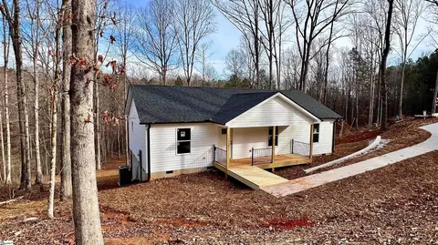 111 Ledbetter Ln, Walhalla, SC 29691 photo 5