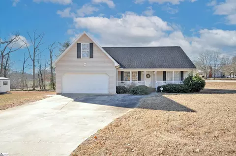 2 Tall Oaks Dr, Greenville, SC 29611