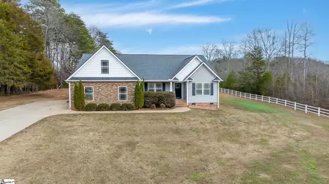 3380 Earls Bridge Rd, Easley, SC 29640
