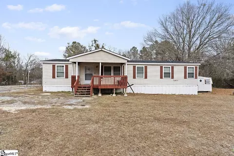 28 Robin Ln, Waterloo, SC 29384