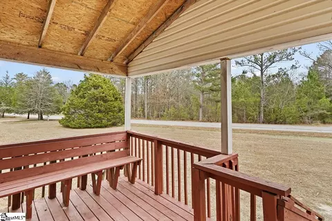 28 Robin Ln, Waterloo, SC 29384 photo 17