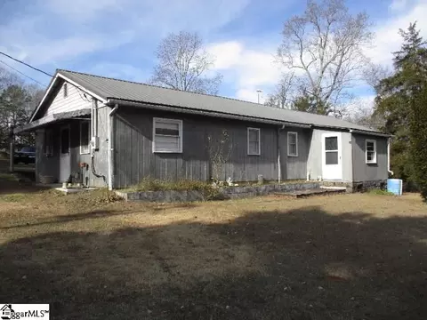 2651 Georgia Rd, Gray Court, SC 29645
