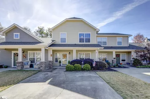 312 Shallow Dr, Taylors, SC 29687