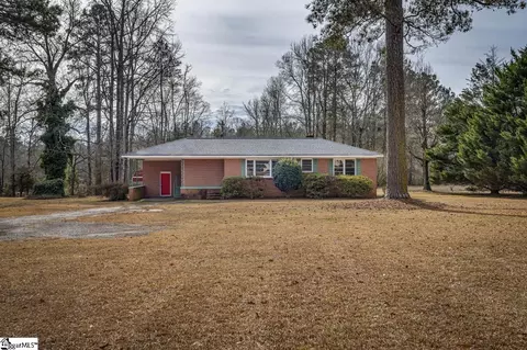 624 Whitmire Hwy, Joanna, SC 29351
