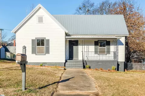 21 Blake St, Greenville, SC 29605