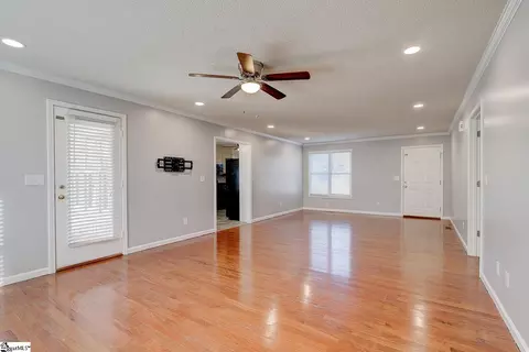 230 Pine Knoll Dr, Easley, SC 29642 photo 6