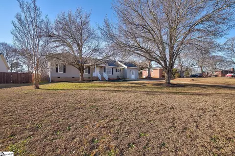 230 Pine Knoll Dr, Easley, SC 29642 photo 2