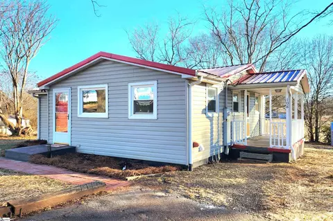 108 Lister Rd, Greer, SC 29651