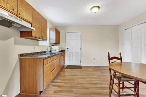 141 Loftis Dr, Pelzer, SC 29669 photo 6
