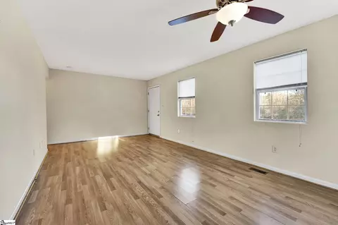 141 Loftis Dr, Pelzer, SC 29669 photo 4