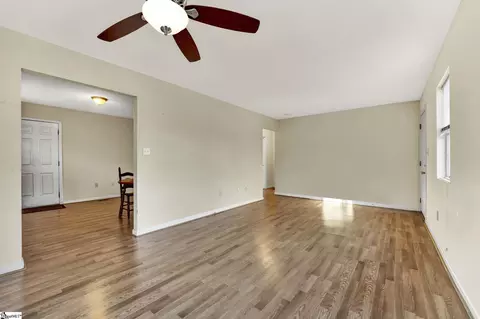 141 Loftis Dr, Pelzer, SC 29669 photo 5