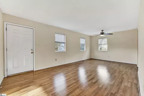 141 Loftis Dr, Pelzer, SC 29669 photo 2