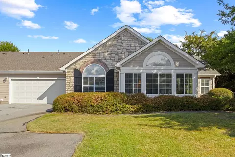 110 Grinders Cir, Greer, SC 29650
