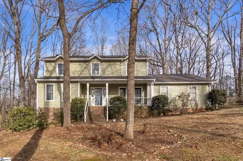 40 New Altamont Ter, Greenville, SC 29609