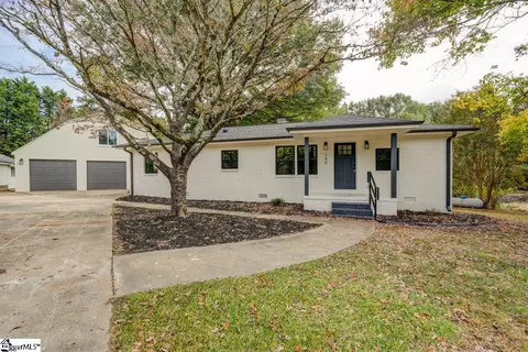 140 Rose Cir, Greenville, SC 29607