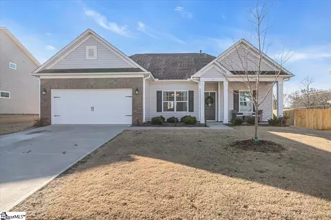 4 Pilcher Dr, Piedmont, SC 29673