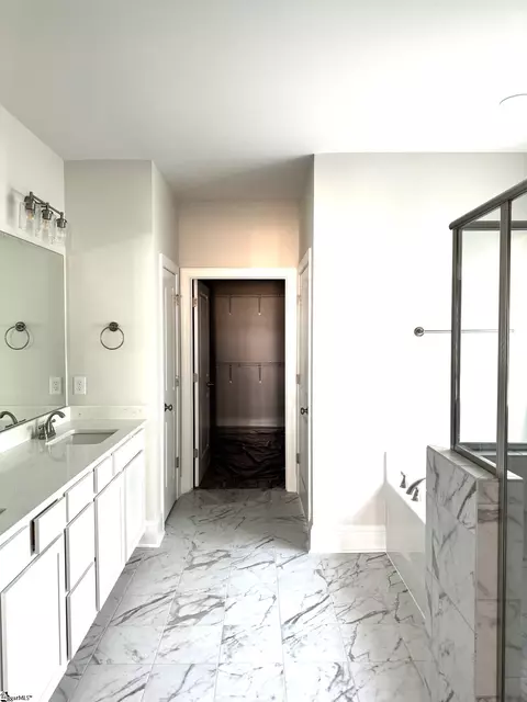 Bath - 128 Juniper Hill Dr, Easley, SC 29642 photo 5 of 7