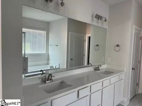 Bath - 128 Juniper Hill Dr, Easley, SC 29642 photo 1 of 7