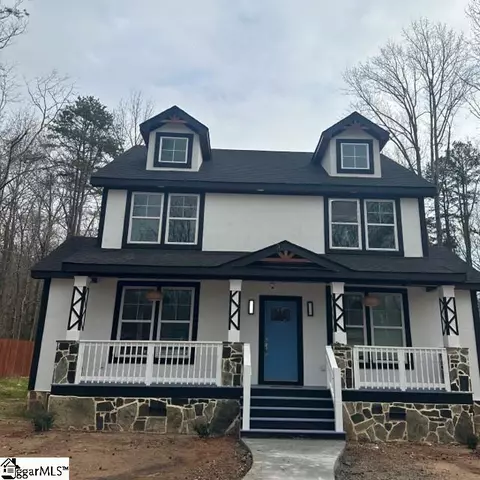 27 Rosemond Dr, Greenville, SC 29605
