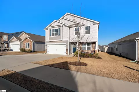 8 Garden Hill Rd, Simpsonville, SC 29680