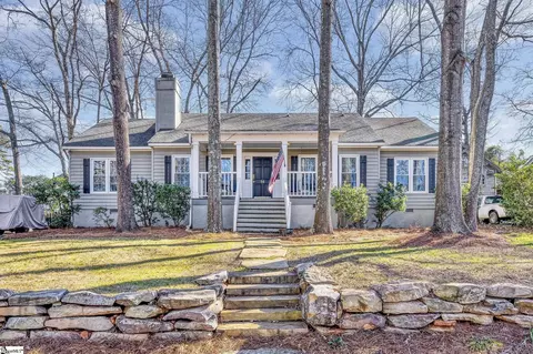 14 Meredith Ln, Greenville, SC 29607