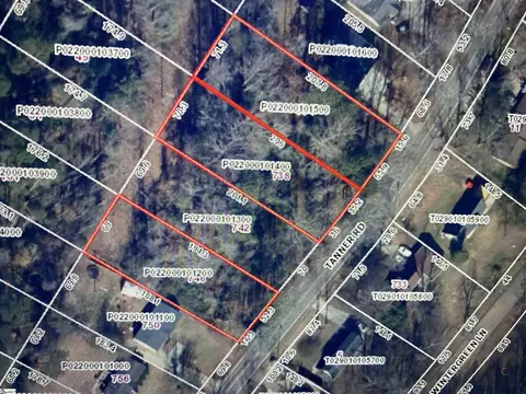 746 Tanner Rd, Taylors, SC 29687