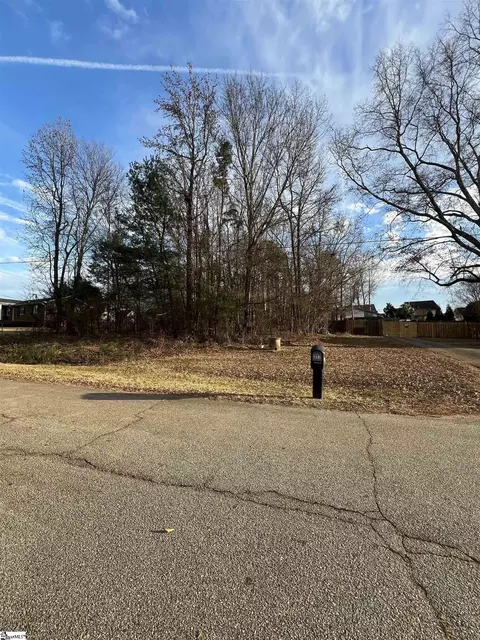 00 Off Hwy 14, Simpsonville, SC 29681
