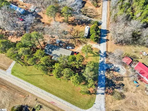 888 Dillard Rd, Waterloo, SC 29384 photo 3