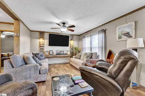 888 Dillard Rd, Waterloo, SC 29384 photo 8