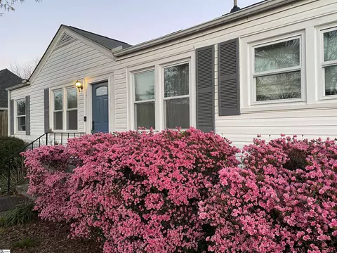 315 Parkins Mill Rd, Greenville, SC 29607