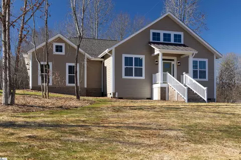 104 Lipizzaner Ct, Pelzer, SC 29669