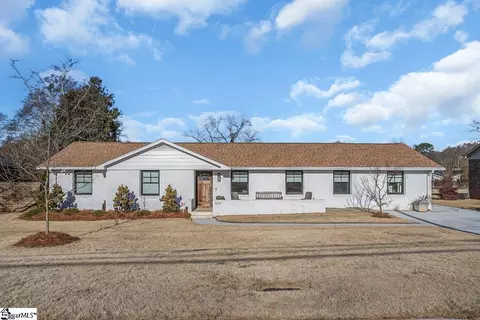 606 Wembley Rd, Greenville, SC 29607
