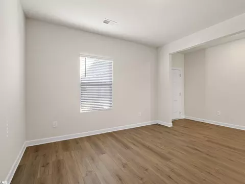 721 Treeline Rd, Moore, SC 29369 photo 2