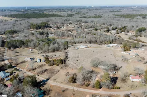 605 Farmer St, Starr, SC 29684 photo 18