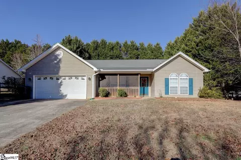 4 Setinel Ct, Greer, SC 29650 photo 2