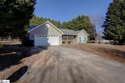 4 Setinel Ct, Greer, SC 29650