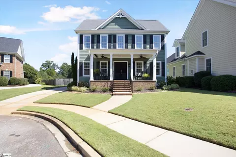 334 Crandon Dr, Greenville, SC 29615