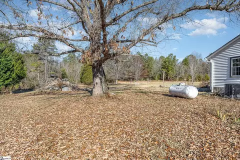 678 White Plains Rd, Gaffney, SC 29340 photo 14