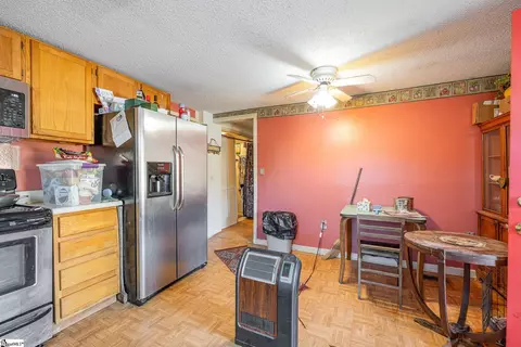 678 White Plains Rd, Gaffney, SC 29340 photo 7