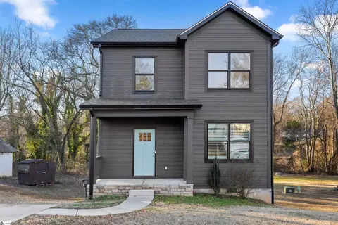6 11th St, Greenville, SC 29611