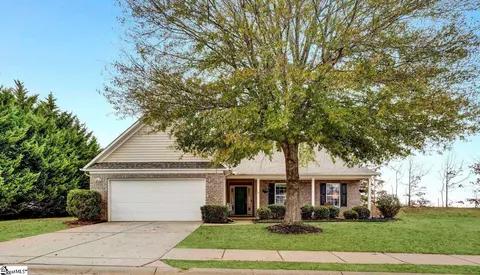 19 Eventide Dr, Simpsonville, SC 29681