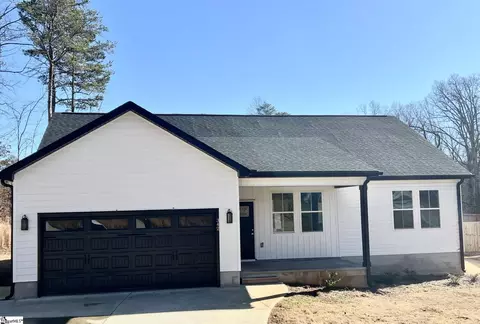 342 Old Rutherford Rd, Taylors, SC 29687