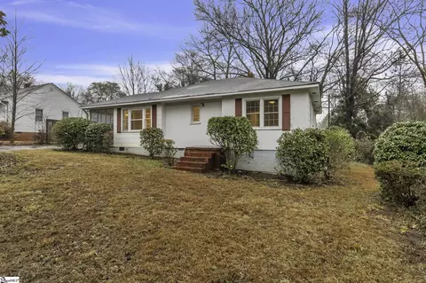 112 Woodland Dr, Greenville, SC 29617