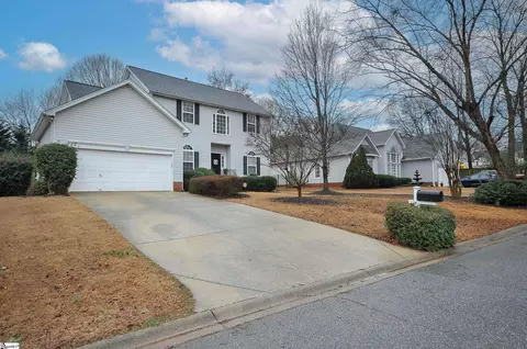 6 Plumbridge Ln, Greenville, SC 29615
