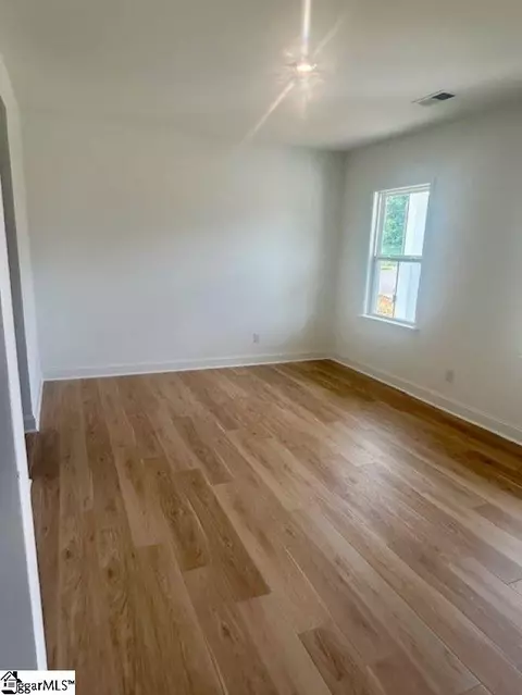 104 Indigo Cir, Easley, SC 29642 photo 4